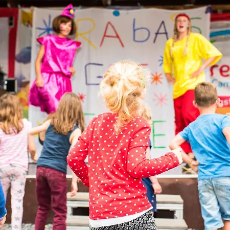 La Colline - Maeva Βιρτόν