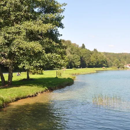 La Colline - Maeva Βιρτόν